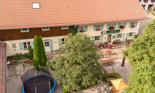 Zum Goldenen Schwanen Hotel Frankenried Ngoại thất bức ảnh